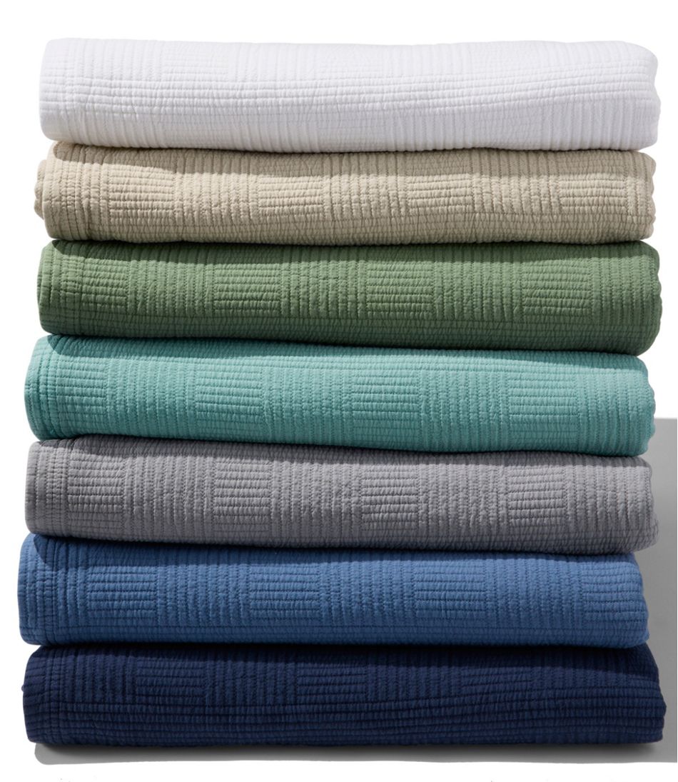 L.L.Bean Vintage Matelassé Coverlet HOME GOODS