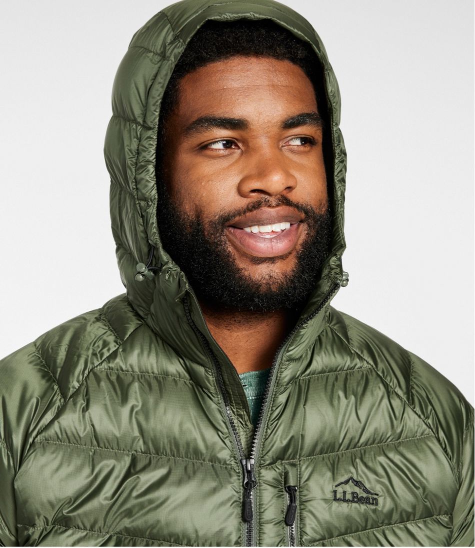L.L.Bean Men's Ultralight 850 Down Hooded Jacket OUTERWEAR