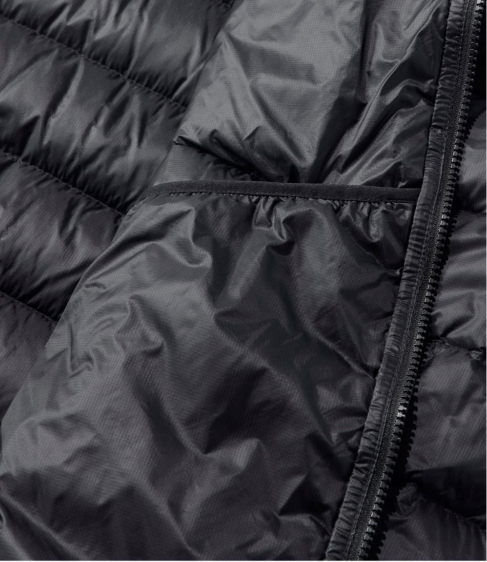 L.L.Bean Men's Ultralight 850 Down Hooded Jacket OUTERWEAR