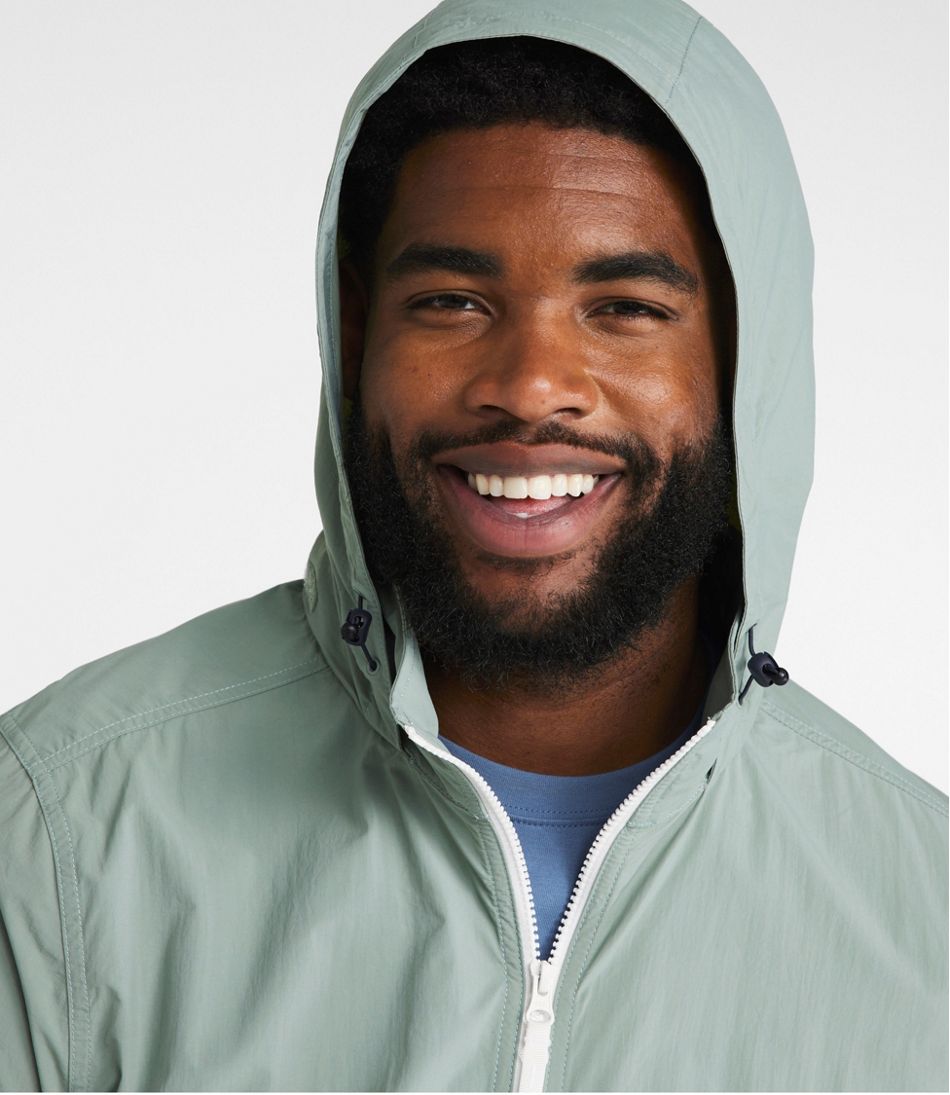 L.L.Bean Men's Light and Airy Windbreaker OUTERWEAR