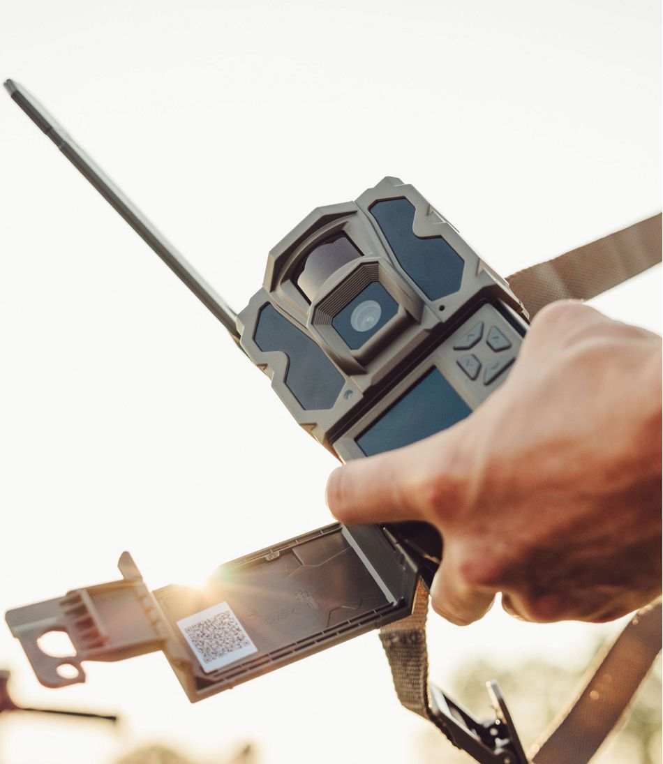 L.L.Bean Tactacam Reveal X-Pro 3.0 Cellular Trail Camera OUTDOOR EQUIPMENT