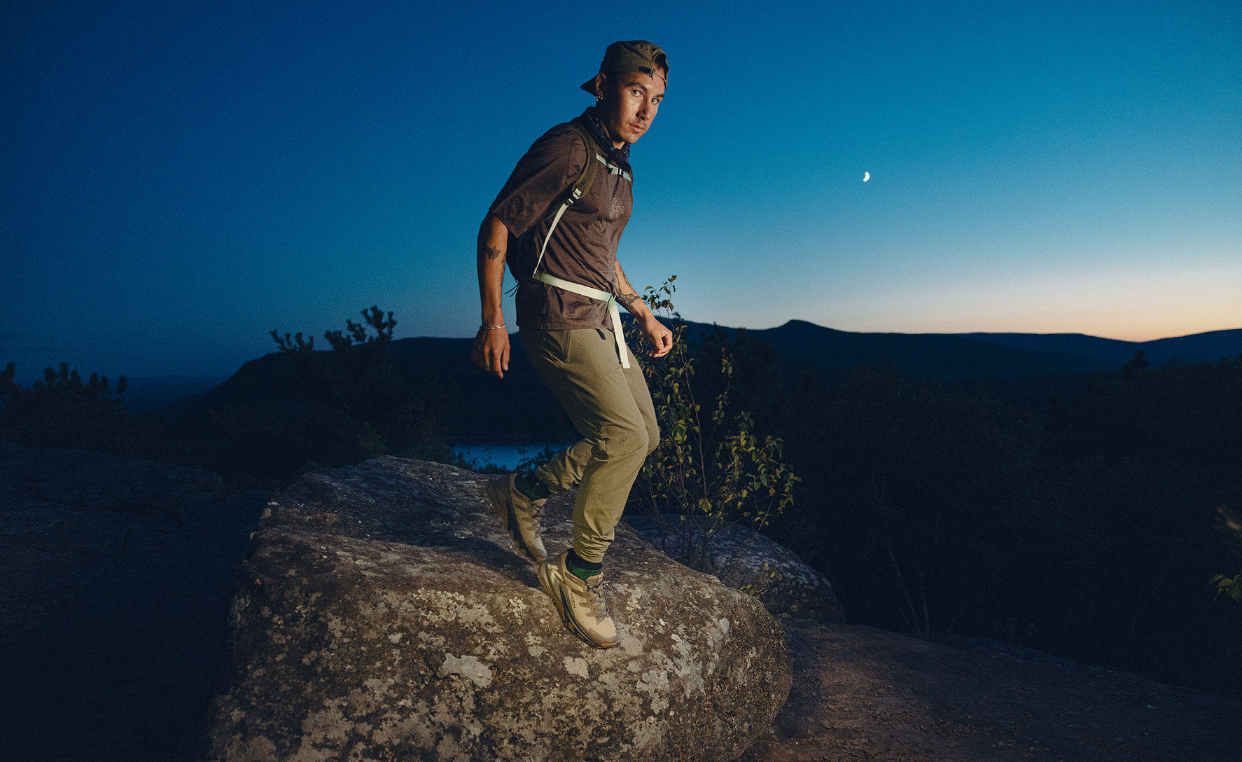 Men's Targhee Apex Waterproof Hiking Shoe Abbey Stone/Gold Flame / Keen / Abbey Stone/Gold Flame