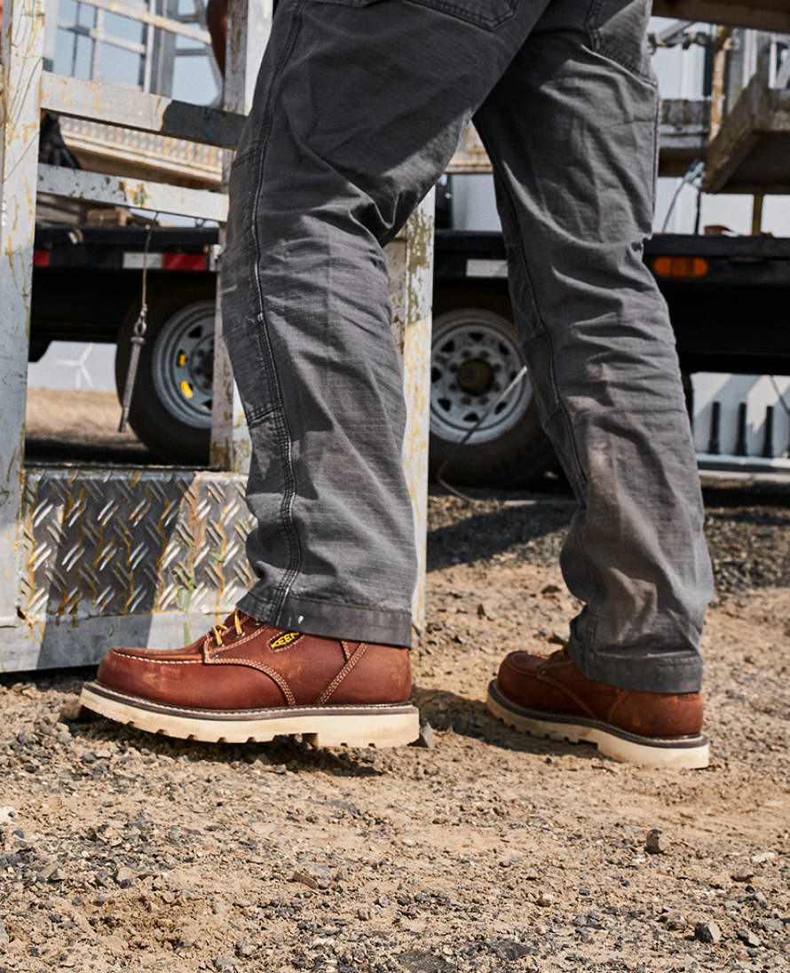 Men's Cincinnati 6" Waterproof 90° Heel Boot (Carbon Toe) Belgian/Sandshell / Keen / Belgian/Sandshell