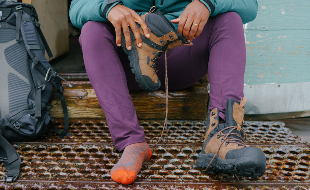 Men's Revel IV Polar Waterproof Boot Bison/Orange Pepper / Keen / Bison/Orange Pepper