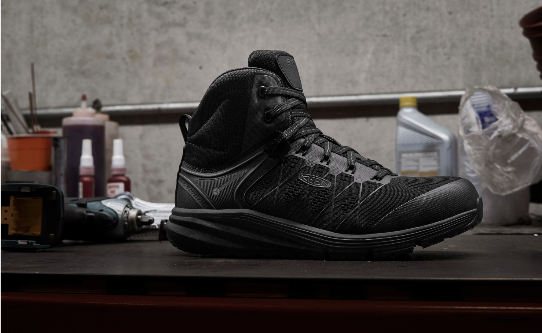 Men's Vista Energy Mid INT MET (Carbon Toe) Black/Raven / Keen / Black/Raven