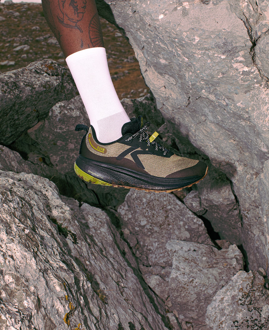 Men's Roam Trail Running Shoe Alloy/Naval Academy / Keen / Alloy/Naval Academy