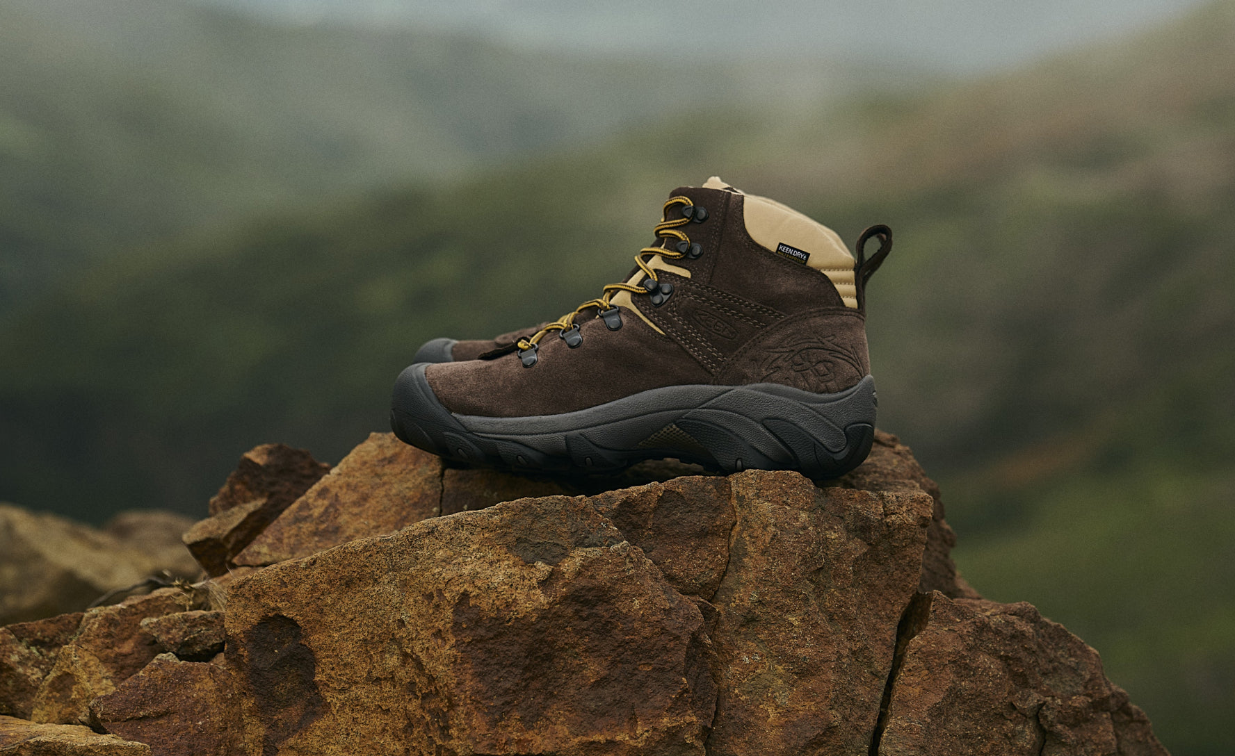Women's Pyrenees Waterproof Hiking Boot x Mountain Research Mountain Research Brown / Keen / Mountain Research Brown