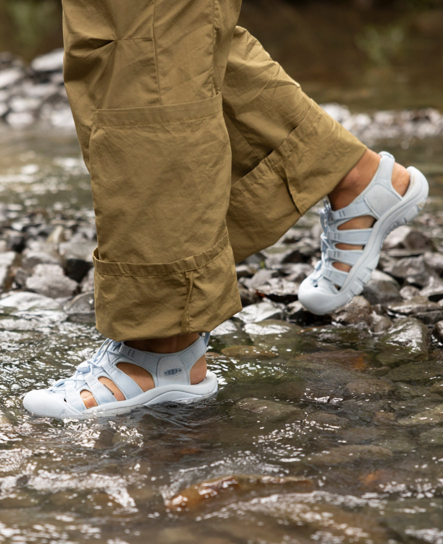 Women's Newport H2 Monochrome/Granite Green / Keen / Monochrome/Granite Green
